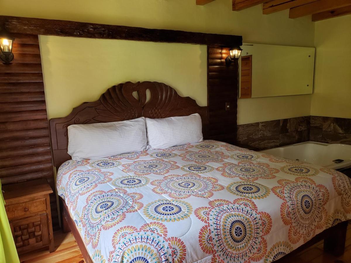 Cabanas Paseo Del Llano Mazamitla Eksteriør billede