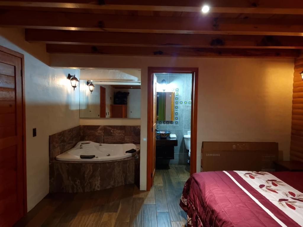 Cabanas Paseo Del Llano Mazamitla Eksteriør billede